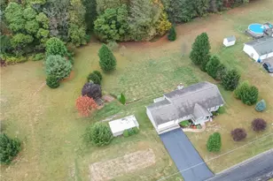 3777 Grandview Rd, Ellwood City, PA 16117 - Photo 8