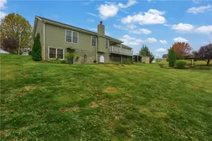 3777 Grandview Rd, Ellwood City, PA 16117 - Photo 40