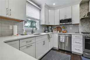 409 McKim St, Zelienople, PA 16063 - Photo 8