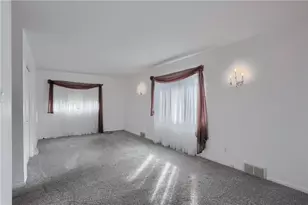 5202 Harvard Dr, Hopewell Township, PA 15001 - Photo 16