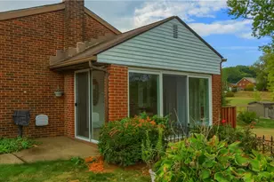 5202 Harvard Dr, Hopewell Township, PA 15001 - Photo 4