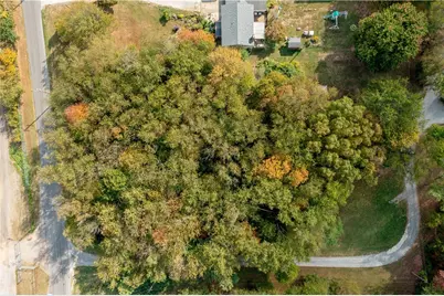 1924 Sohn Rd, Hopewell Township, PA 15001 - Photo 2