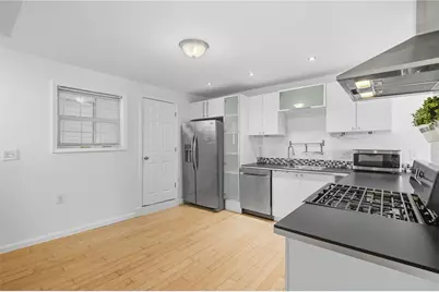 1824 Fox Way, Pittsburgh, PA 15203 - Photo 10