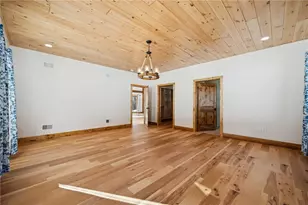 223 Deer Fern Dr, Donegal, PA 15501 - Photo 12