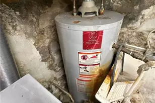 610 10th St, Pitcairn, PA 15140 - Photo 10