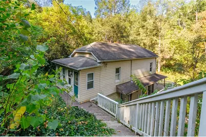 1669 Edgebrook Ave, Pittsburgh, PA 15226 - Photo 1