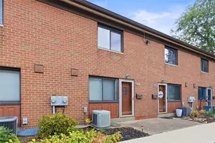 3719 Allendale Cir, Pittsburgh, PA 15204 - Photo 2