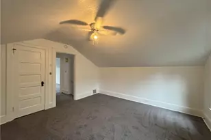 5835 Douglas St, Pittsburgh, PA 15217 - Photo 6