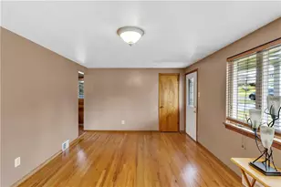 179 William Cir, Stowe Township, PA 15136 - Photo 6