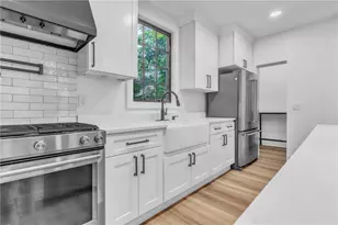 5836 Northumberland St, Pittsburgh, PA 15217 - Photo 8