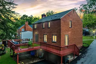 1010 Greenlawn Dr, Pittsburgh, PA 15216 - Photo 50