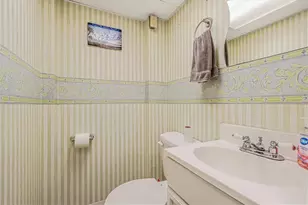 1010 Greenlawn Dr, Pittsburgh, PA 15216 - Photo 28