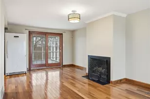 135 Pinehurst Dr, Economy, PA 15042 - Photo 14