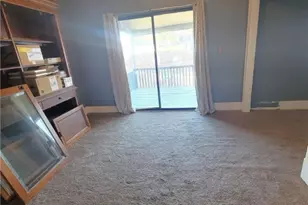 12 E Meyers St, Pittsburgh, PA 15210 - Photo 10