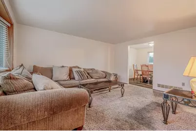 954 Ellen Dr, Pittsburgh, PA 15227 - Photo 14