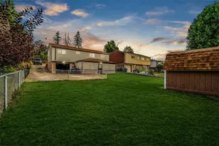 954 Ellen Dr, Pittsburgh, PA 15227 - Photo 38