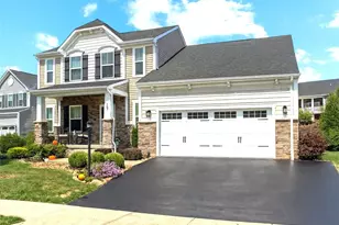 107 Rock Cliff Ct, Buffalo Township, PA 16055 - Photo 1