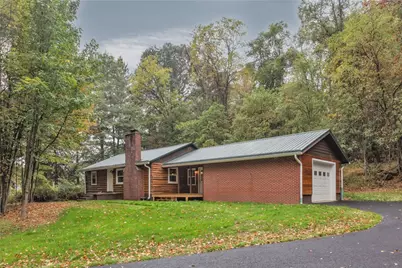 155 Harrold St, Hempfield Township, PA 15644 - Photo 1