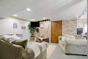 108 W Marshall Dr, Pittsburgh, PA 15215 - Photo 16