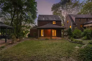 821 Clara St, North Versailles, PA 15137 - Photo 2