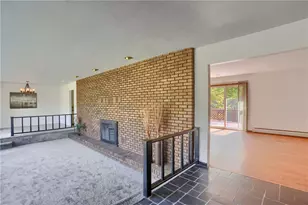 212 Ridgeway Dr, Economy, PA 15005 - Photo 6