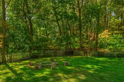 212 Ridgeway Dr, Economy, PA 15005 - Photo 4