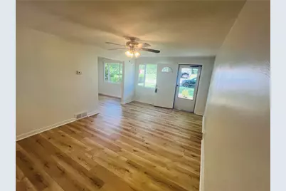 543 Burton Dr., Pittsburgh, PA 15235 - Photo 4