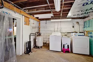 1439 W Wylie Ave, Canton Township, PA 15301 - Photo 24