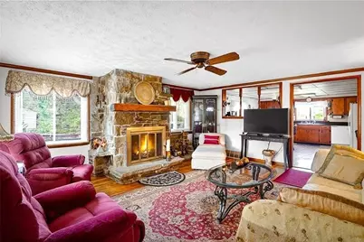 1439 W Wylie Ave, Canton Township, PA 15301 - Photo 6