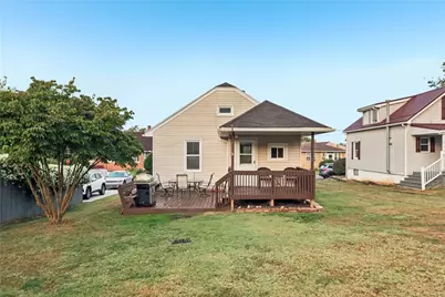 1370 Charlotte Avenue, Rochester, PA 15074 - Photo 36