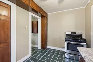 1370 Charlotte Ave, Rochester, PA 15074 - Photo 16