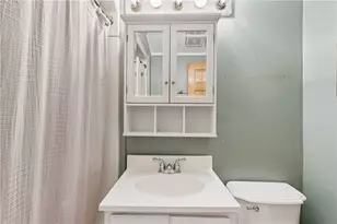 1370 Charlotte Ave, Rochester, PA 15074 - Photo 22