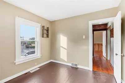 1370 Charlotte Avenue, Rochester, PA 15074 - Photo 20