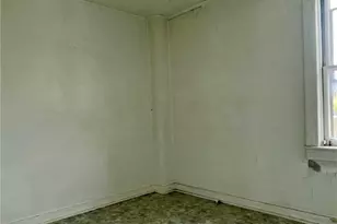 315 Spruce St, Vandergrift, PA 15690 - Photo 10