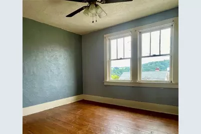 315 Spruce St, Vandergrift, PA 15690 - Photo 12