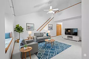 806 Magnolia Ct, Saxonburg Boro, PA 16056 - Photo 4