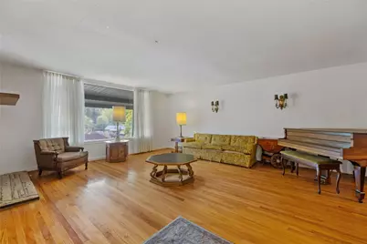 1252 Sharon St, Aliquippa, PA 15001 - Photo 10