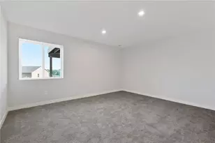 1053 Black Sands Dr, Penn Twp, PA 15644 - Photo 24