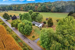 252 Beatty School Rd, Perry Township, PA 16130 - Photo 10