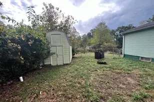 247 Manor Dr, Sugarcreek Boro, PA 16323 - Photo 12