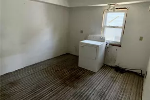 709 Darlington, Jeannette, PA 15644 - Photo 6