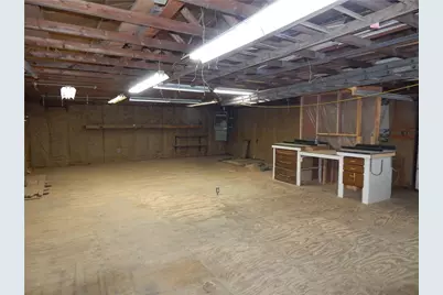 227 Aggas Rd, Center Township, PA 16061 - Photo 46