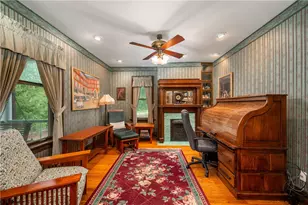 227 Aggas Rd, Center Township, PA 16061 - Photo 20