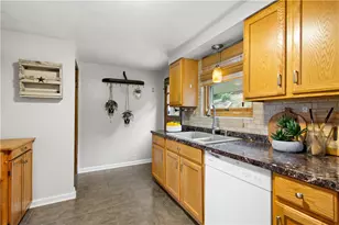 108 Bellanca Ave, Pittsburgh, PA 15227 - Photo 10