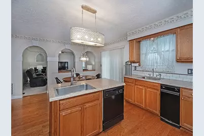 246 Jaclyn Dr, Cranberry Township, PA 16066 - Photo 8