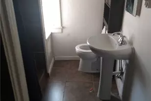 719 Spruce Ave, Sharon, PA 16146 - Photo 10