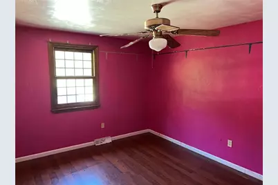 470 Donohoe Rd, Hempfield Township, PA 15601 - Photo 10