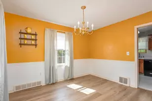 3390 Crestview Dr, Bethel Park, PA 15102 - Photo 6