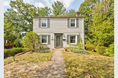 3390 Crestview Dr, Bethel Park, PA 15102 - Photo 1