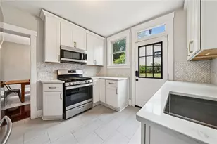 3234 Pinehurst Ave, Pittsburgh, PA 15216 - Photo 10